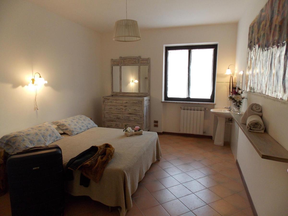 Antica Dimora Del Portico Bed & Breakfast Borgiallo ภายนอก รูปภาพ