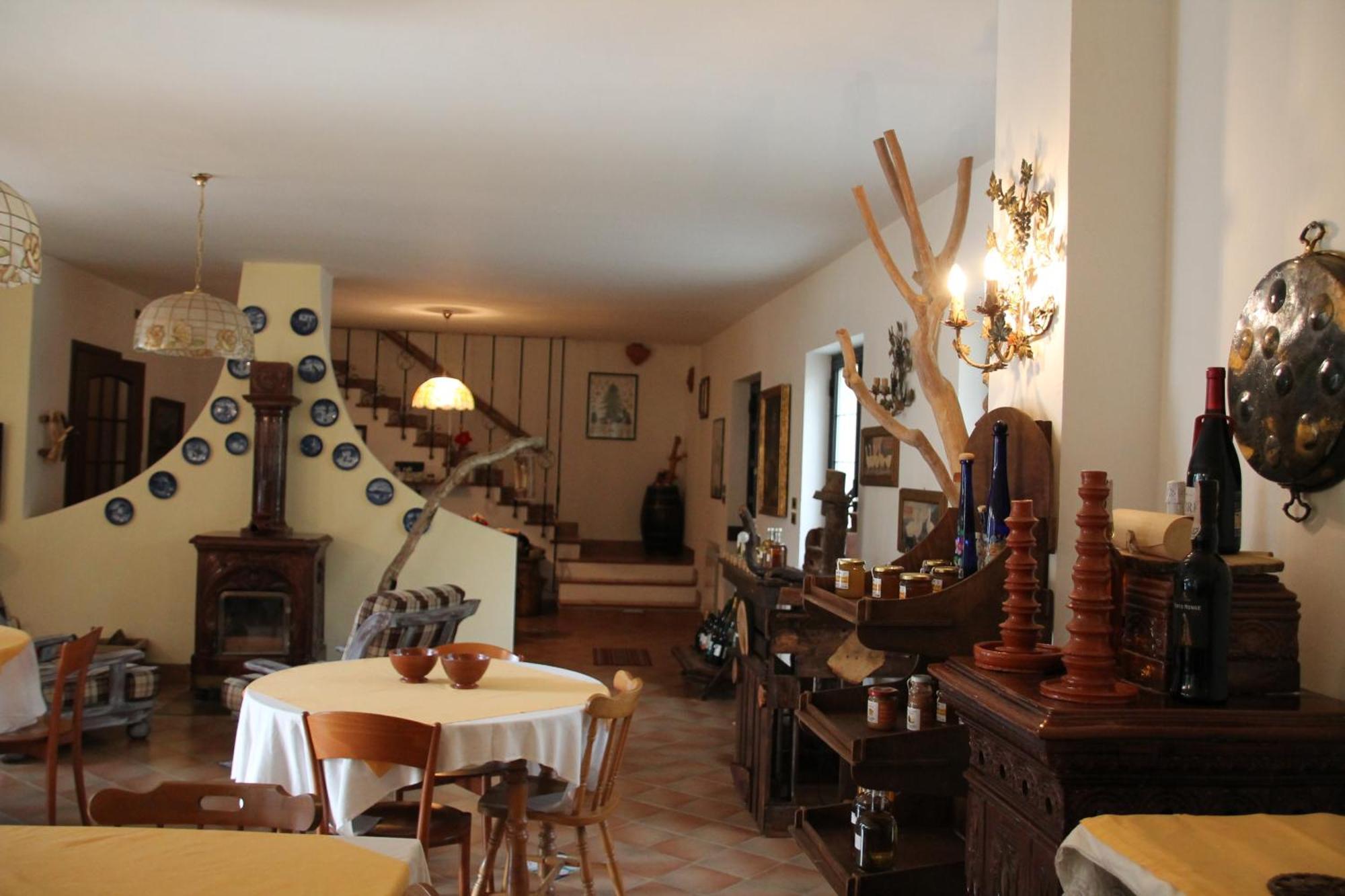 Antica Dimora Del Portico Bed & Breakfast Borgiallo ภายนอก รูปภาพ